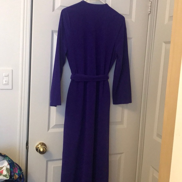 Velour Velvet Robe | Small - Picture 5 of 8